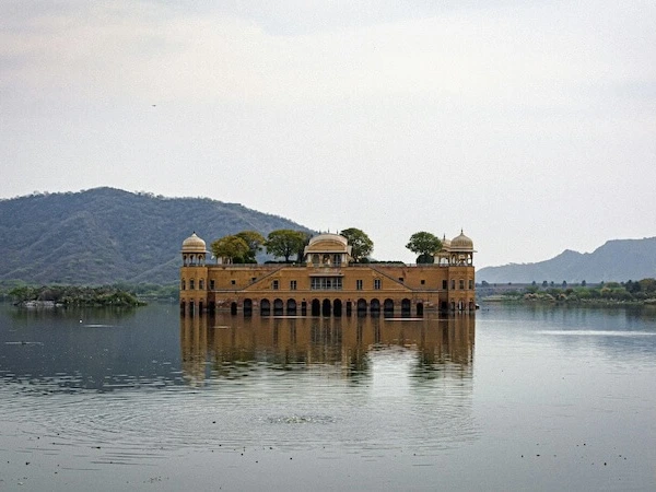 Jal Mahal, der Wasserpalast in Jaipur