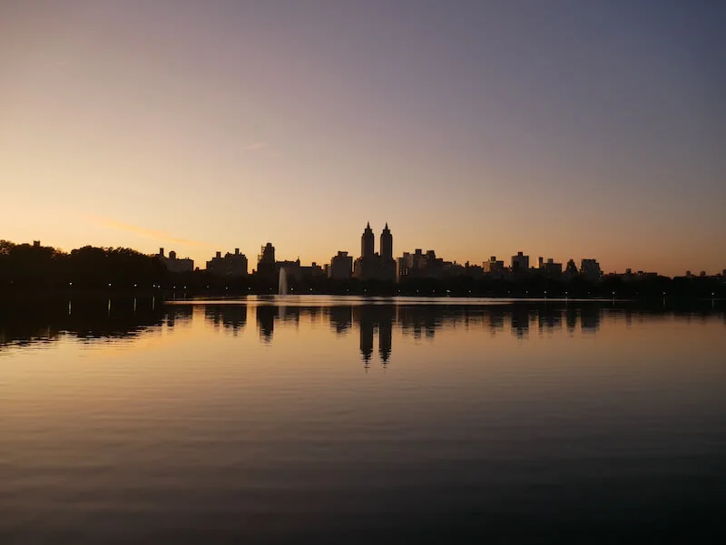 Sonnenuntergang am See im Central Park