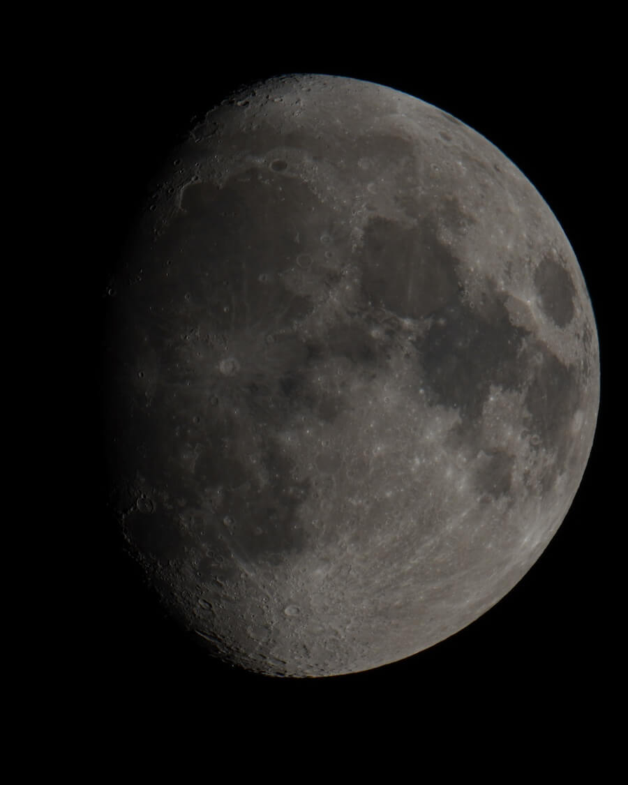 Mond durchs Teleskop